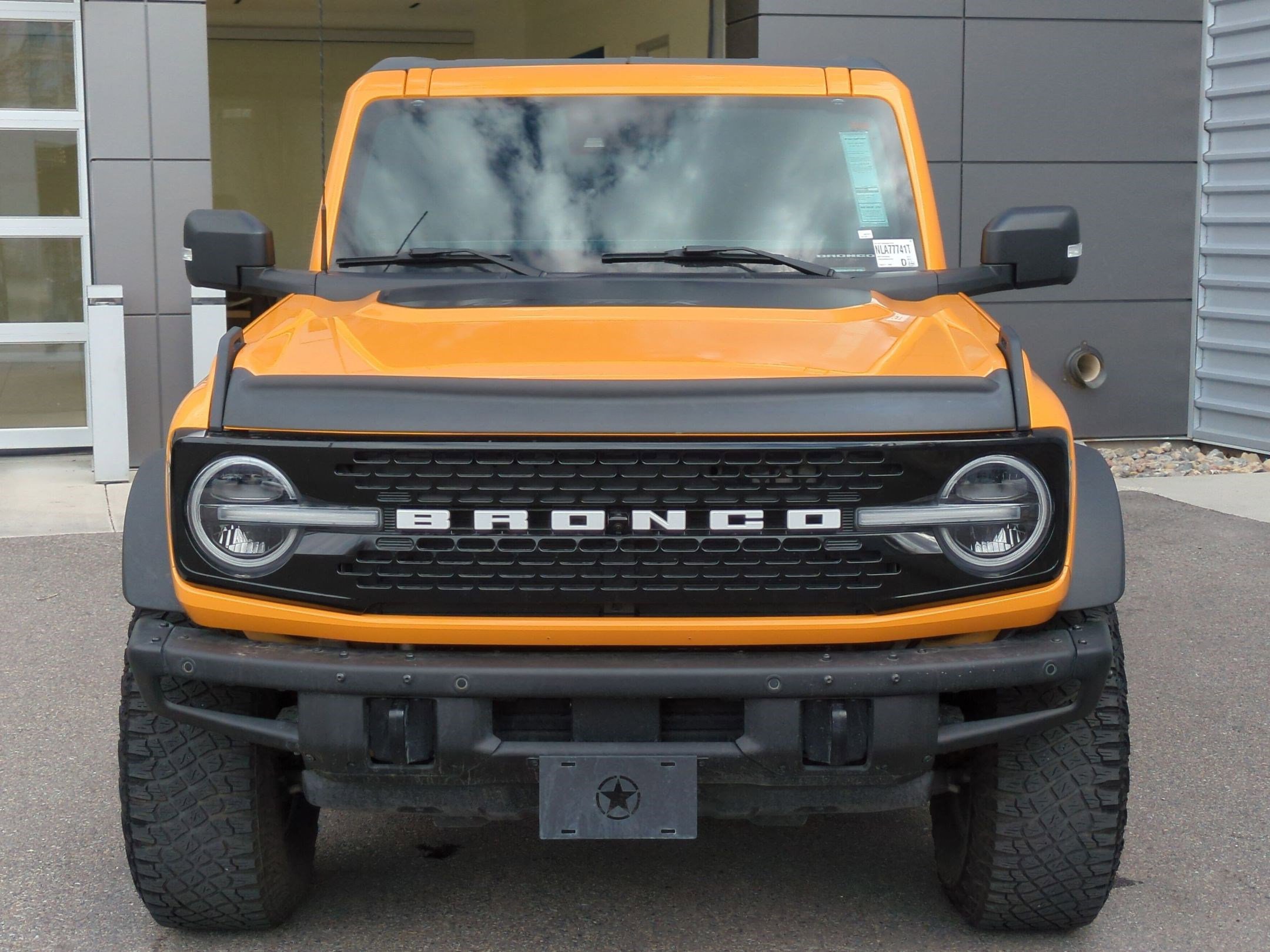 Used 2022 Ford Bronco Wildtrak image 9