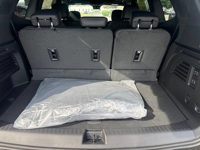 New 2027 Buick Enclave Sport Touring w/ Power Package AWD/4WD image 23
