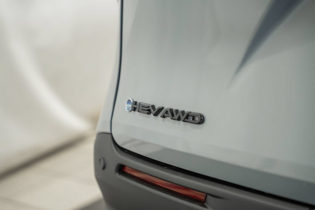 New 2026 Toyota Sienna XLE Woodland Edition AWD/4WD image 7