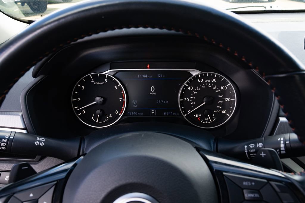 Used 2023 Nissan Altima 2.5 SR image 12