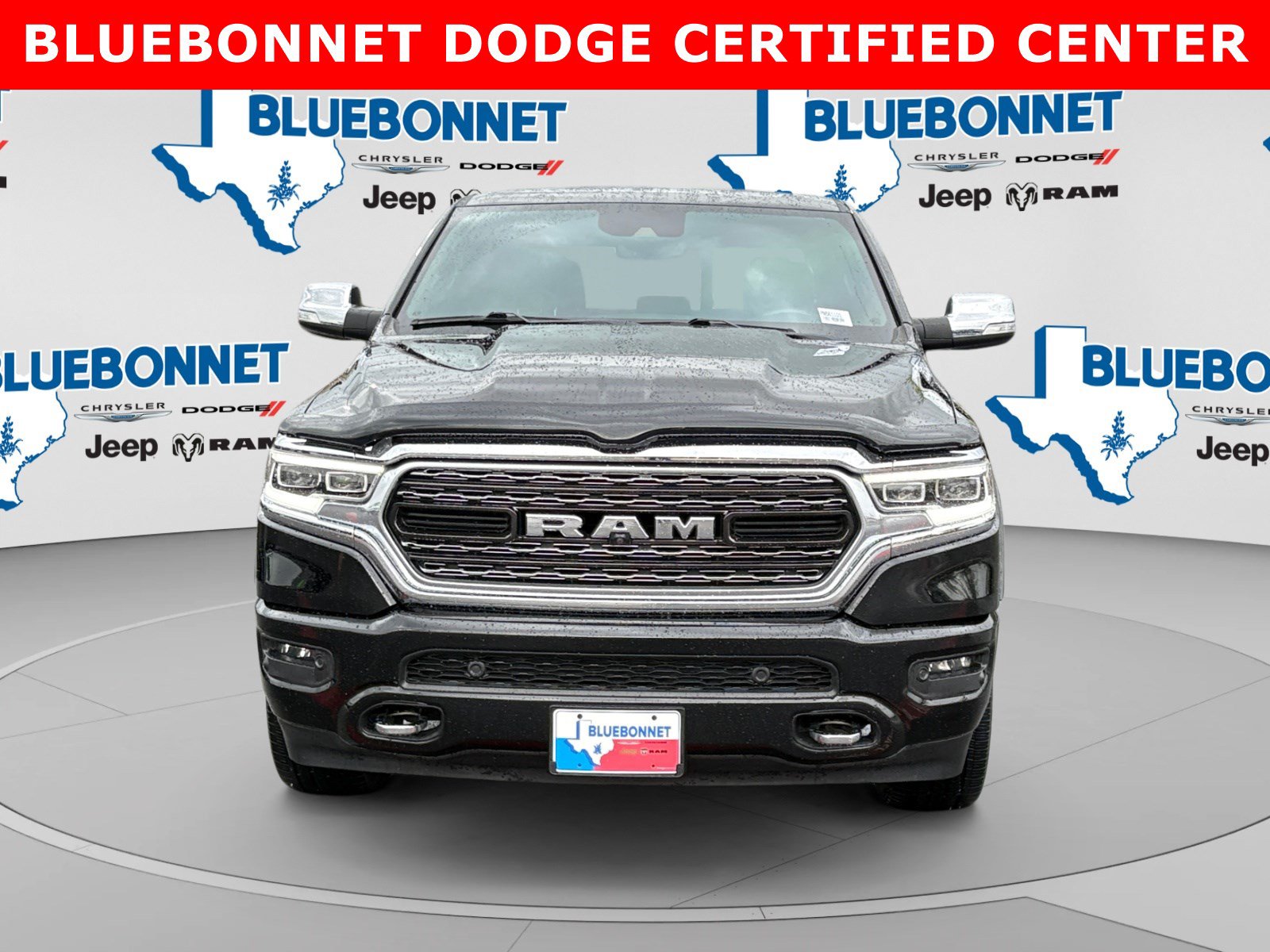 Used 2019 RAM 1500 Limited AWD/4WD image 2