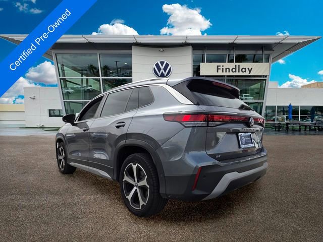 Used 2025 Volkswagen Tiguan SE FWD image 4