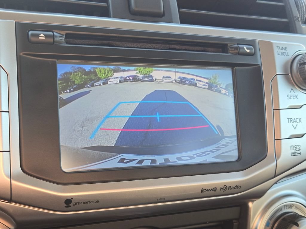 Used 2018 Toyota 4Runner SR5 AWD/4WD image 31