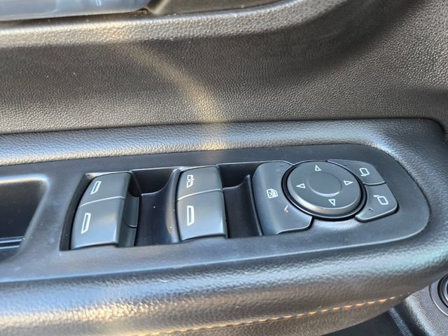 Used 2023 GMC Terrain AT4 AWD/4WD image 36