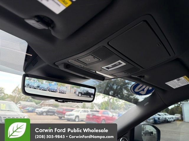 Used 2020 Land Rover Range Rover Evoque First Edition AWD/4WD image 20