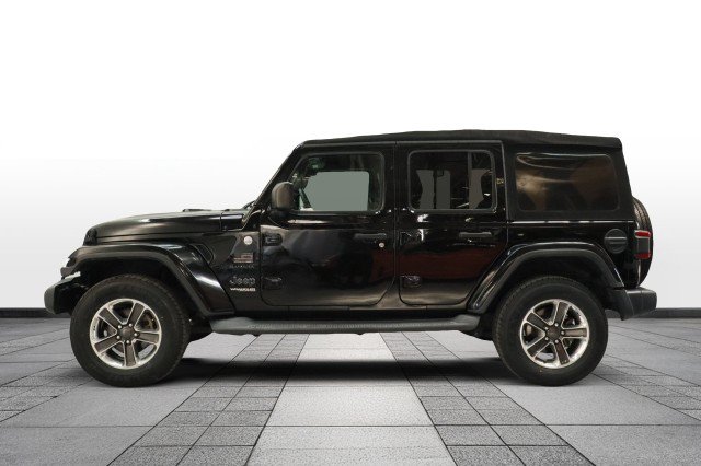 Used 2019 Jeep Wrangler Unlimited Sahara AWD/4WD image 4