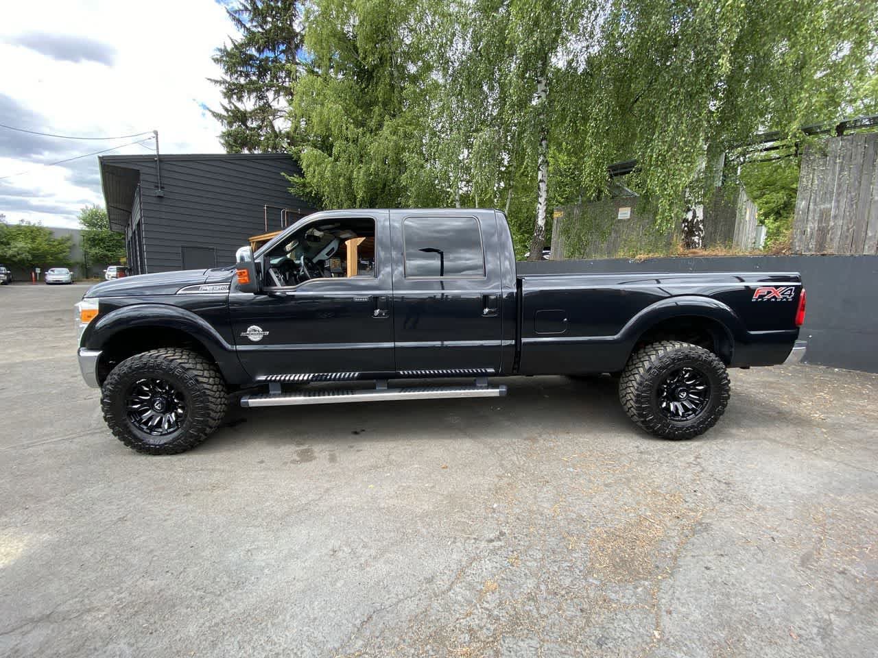 Used 2013 Ford F350 Lariat w/ Lariat Ultimate Pkg AWD/4WD image 3