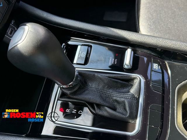 Used 2025 Jeep Compass Limited AWD/4WD image 20