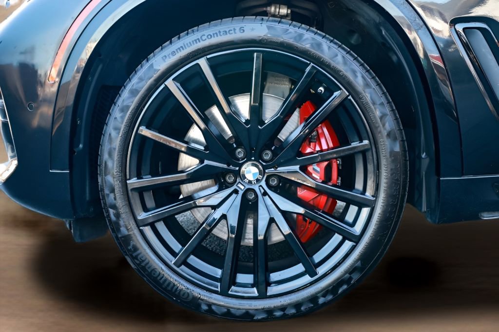 Used 2022 BMW X5 M50i w/ Premium Package AWD/4WD image 30