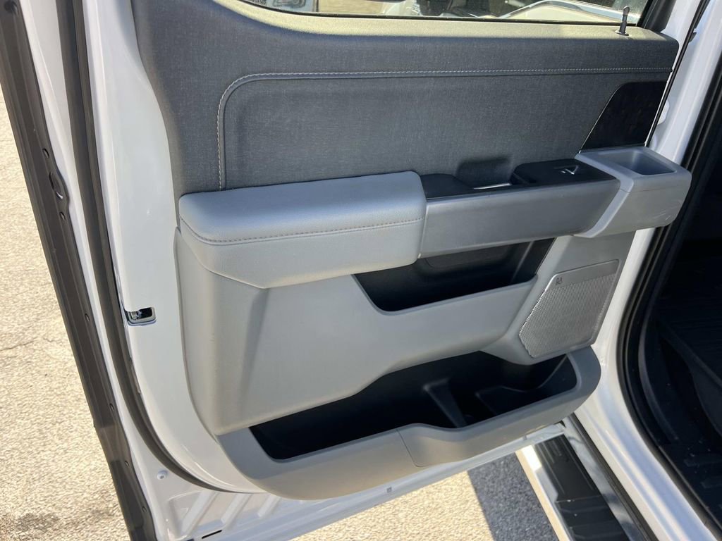 Used 2022 Ford F150 Lariat w/ Equipment Group 502A High image 22