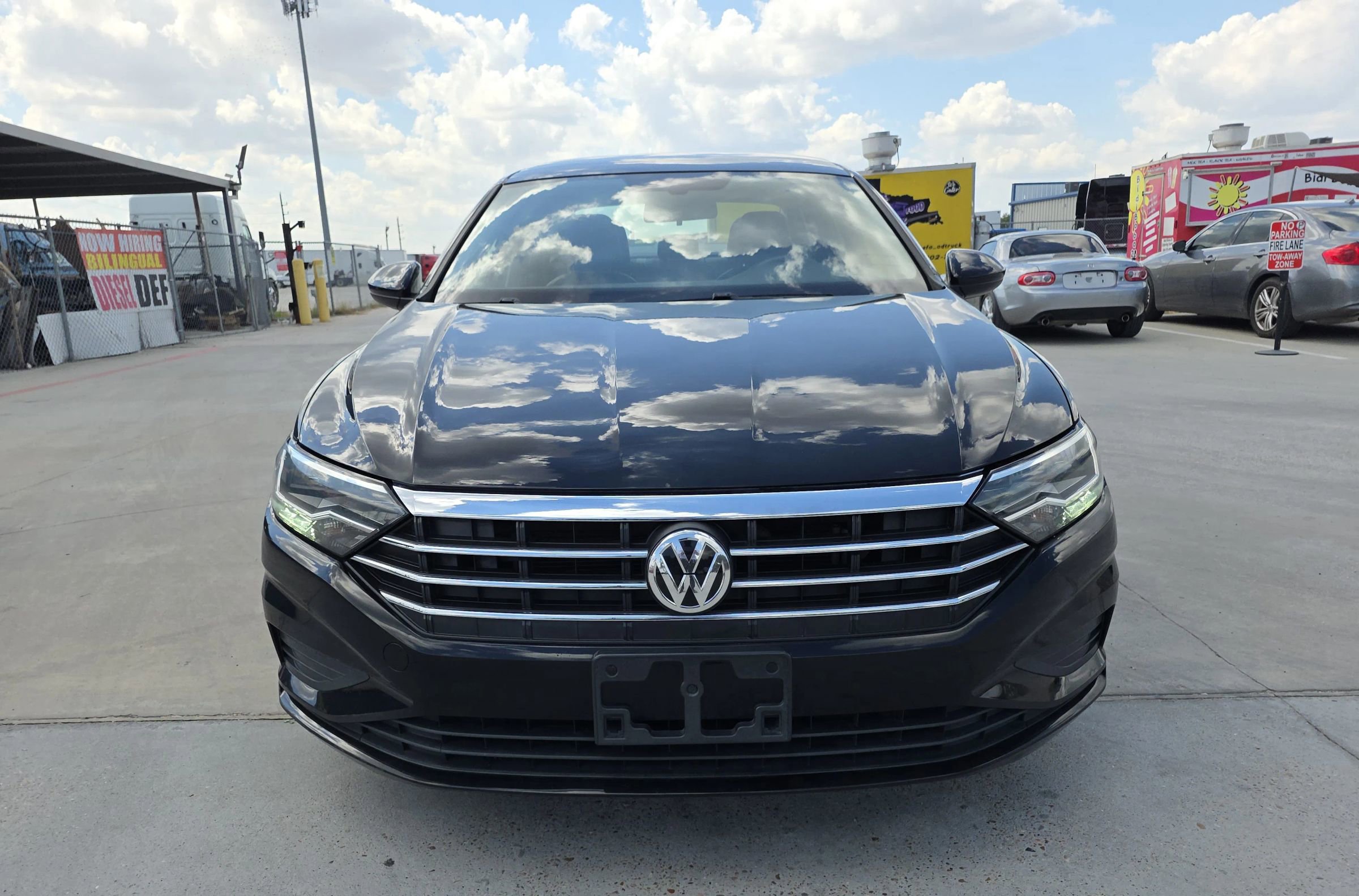 Used 2020 Volkswagen Jetta SE image 5