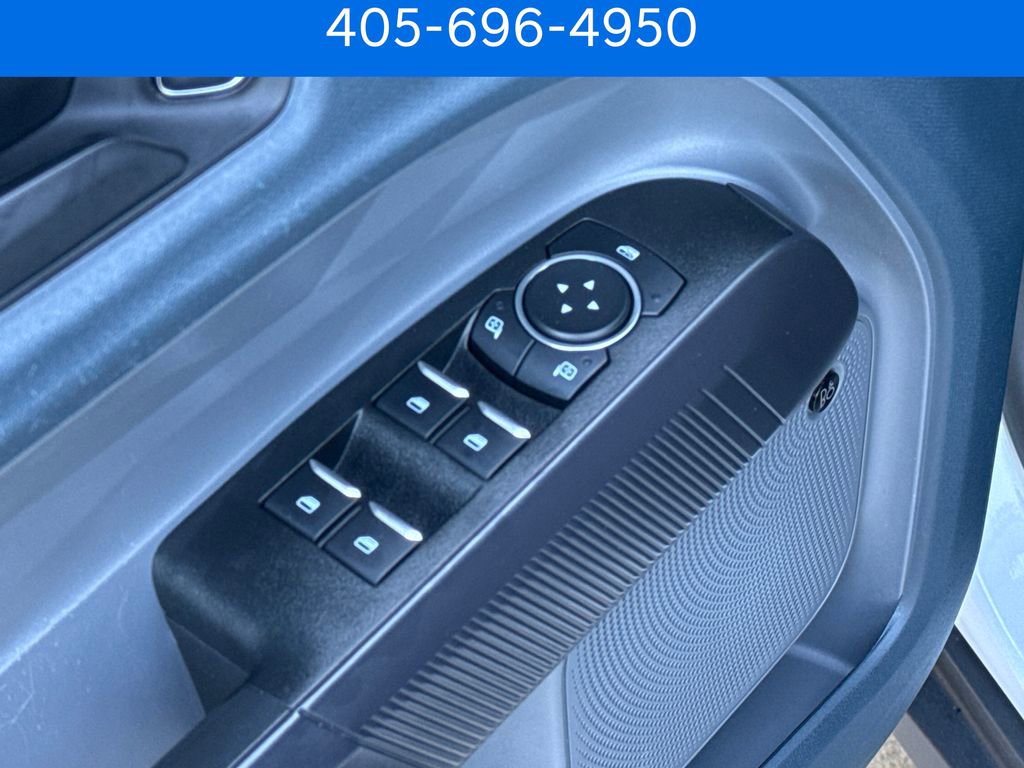 Used 2023 Ford Maverick Lariat w/ Lariat Luxury Package FWD image 12