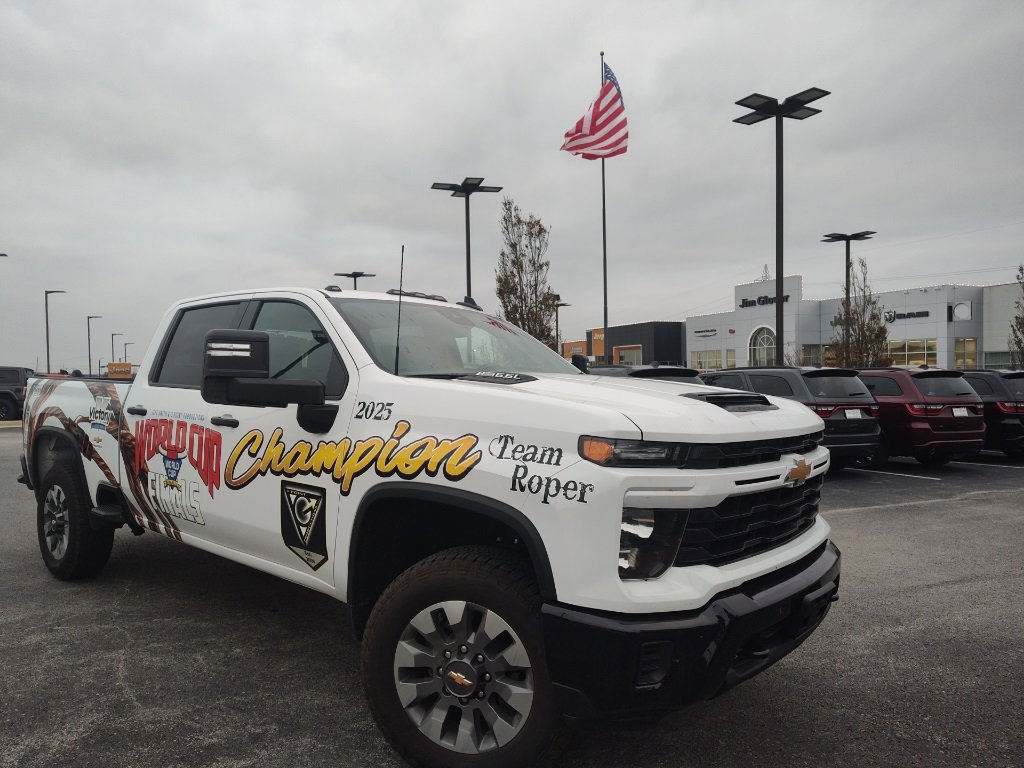 Used 2025 Chevrolet Silverado 2500 Custom w/ Custom Convenience Package