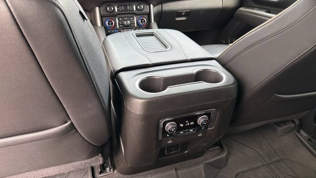 Used 2024 Chevrolet Suburban Premier w/ Premium Package AWD/4WD image 20