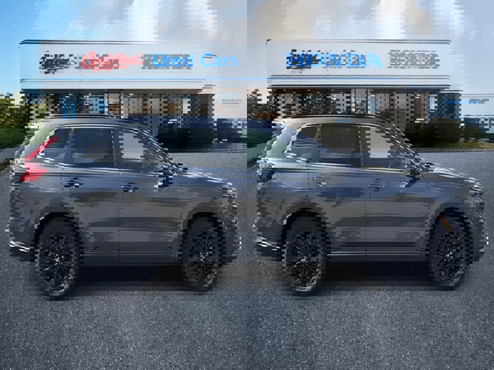 Used 2024 Honda CR-V Sport Touring image 6