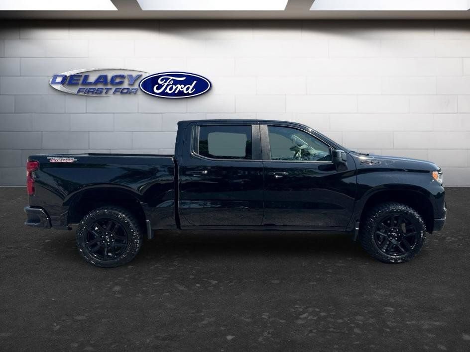 Used 2023 Chevrolet Silverado 1500 LT Trail Boss w/ Convenience Package II AWD/4WD image 6
