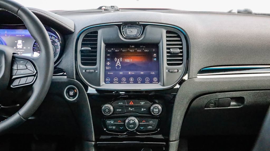 Used 2023 Chrysler 300 S image 14