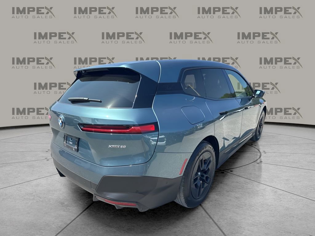 Used 2023 BMW iX xDrive50 w/ Convenience Package AWD/4WD image 5