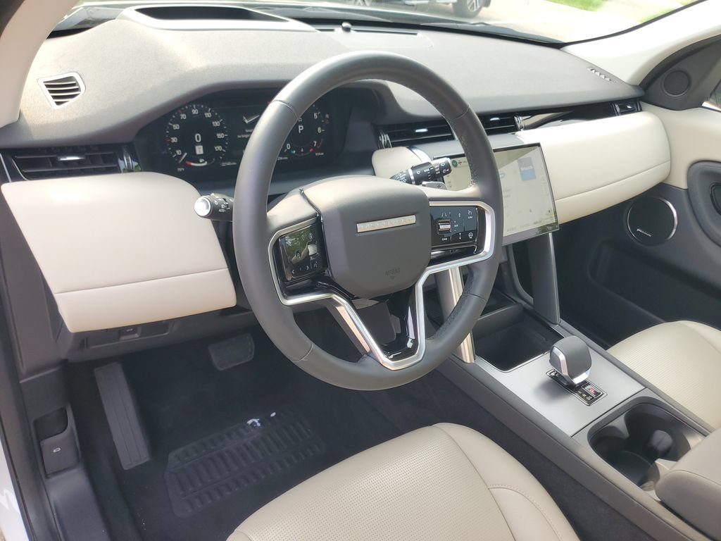 Used 2025 Land Rover Discovery Sport S AWD/4WD image 15