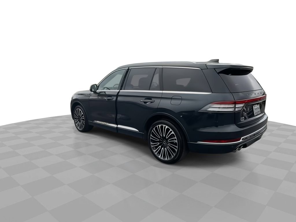 Used 2025 Lincoln Aviator Black Label image 6