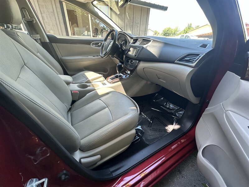 Used 2015 Nissan Sentra SL w/ SL Premium Package FWD image 36
