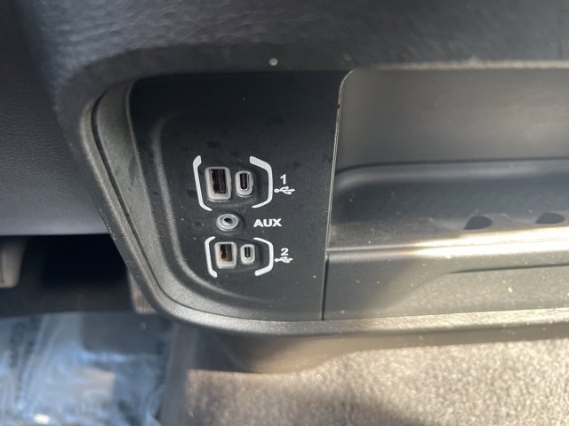 Used 2024 RAM 3500 Big Horn image 30