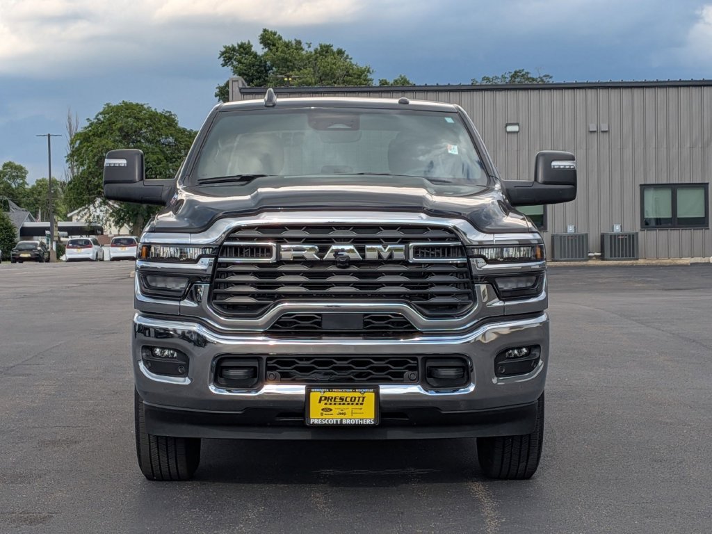Used 2026 RAM 2500 Big Horn AWD/4WD image 2