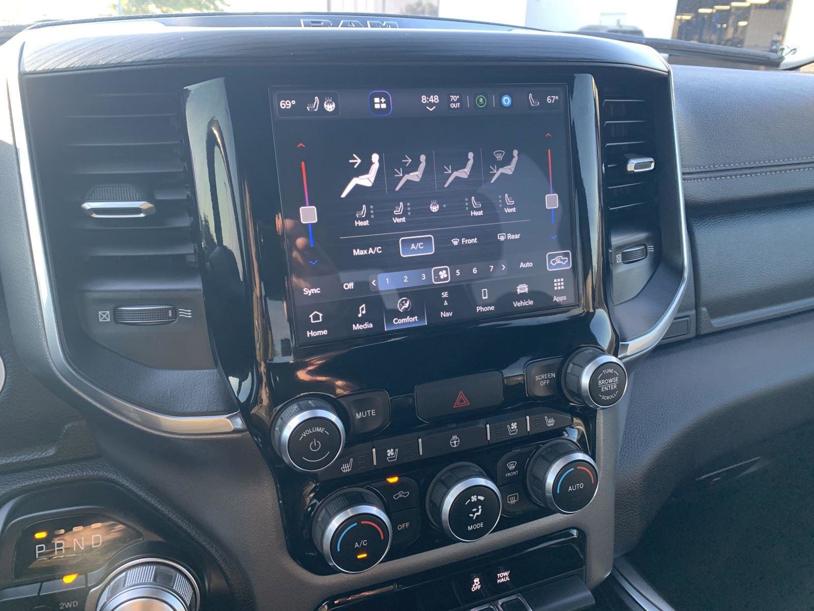 Used 2024 RAM 1500 Laramie image 17