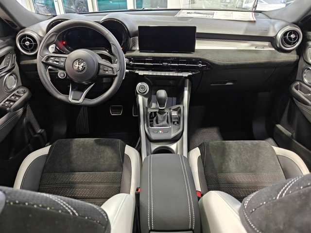 New 2026 Alfa Romeo Tonale w/ Active Assist Package image 39