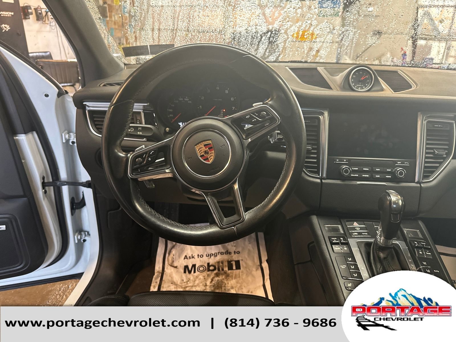 Used 2018 Porsche Macan image 15
