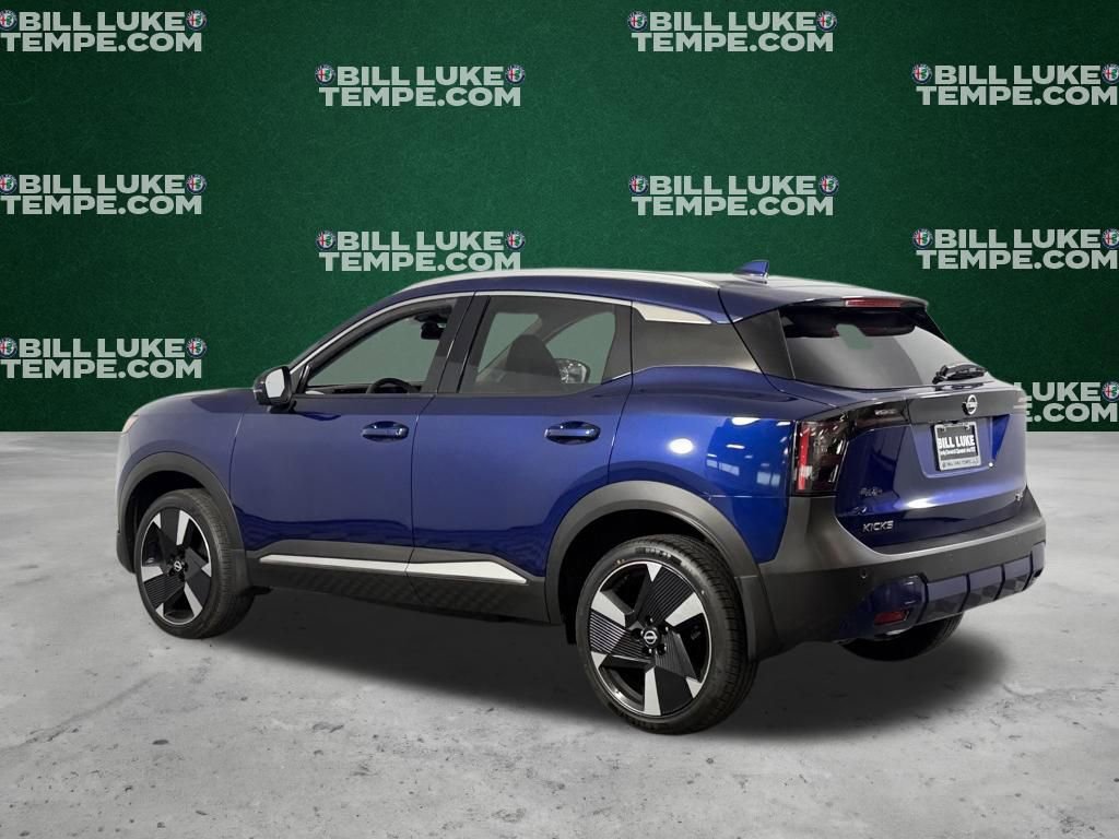 Used 2025 Nissan Kicks SR FWD image 7