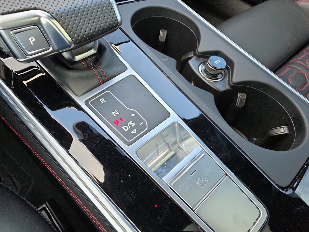 Used 2025 Audi RS 7 Performance AWD/4WD image 28