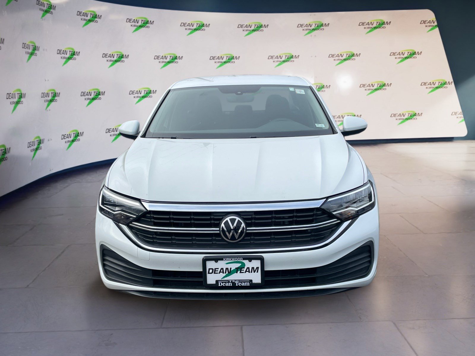 Used 2023 Volkswagen Jetta S image 6