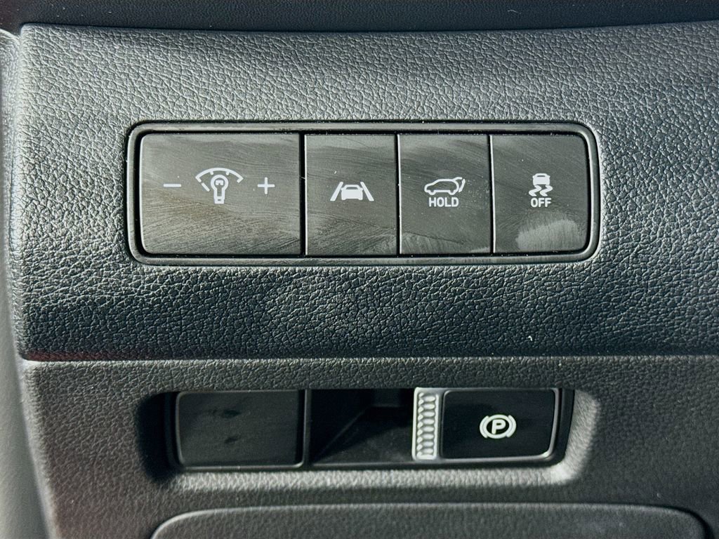 Certified 2023 Hyundai Santa Fe SEL image 10
