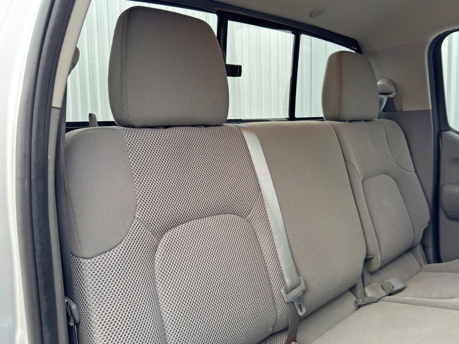 Used 2019 Nissan Frontier SV image 29