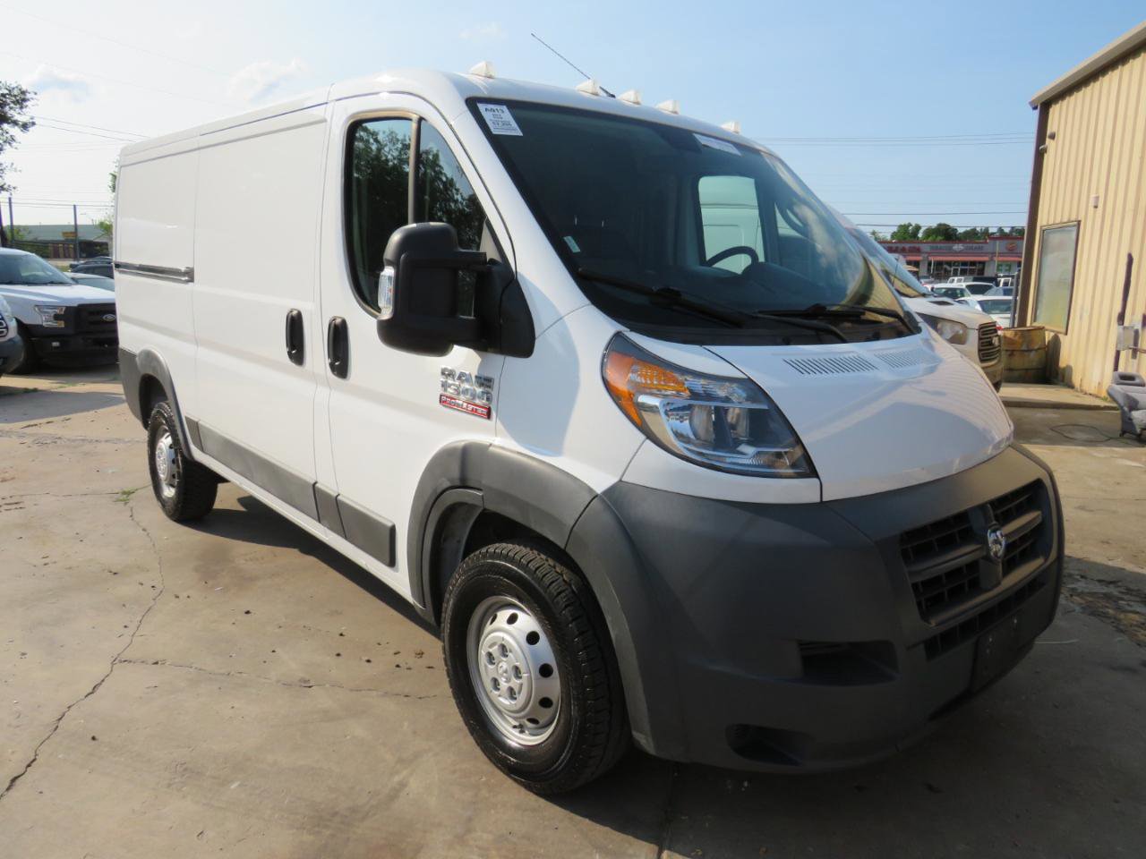 Used 2017 RAM ProMaster 1500 FWD image 3