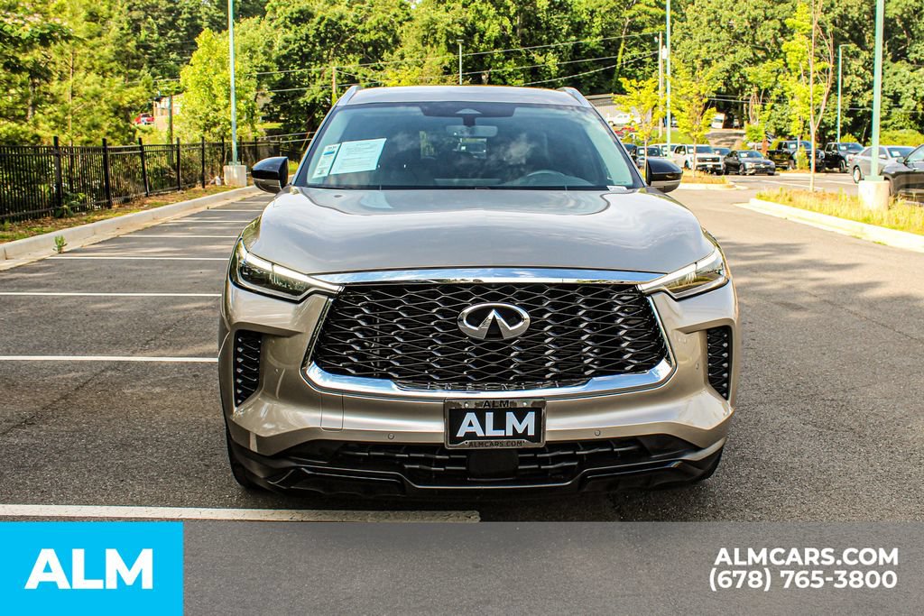 Used 2023 INFINITI QX60 Luxe w/ Cargo Package FWD image 9