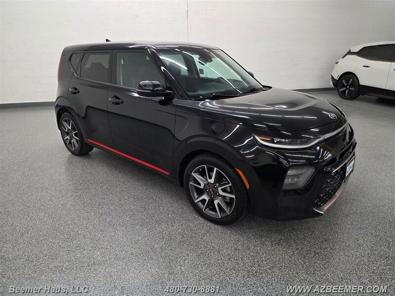 Used 2021 Kia Soul Turbo FWD image 9