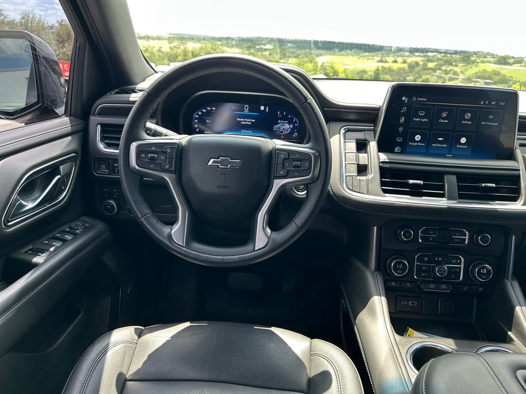 Used 2022 Chevrolet Suburban Z71 w/ Luxury Package AWD/4WD image 34
