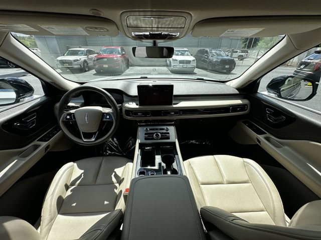 Certified 2024 Lincoln Aviator AWD w/ Elements Package image 16