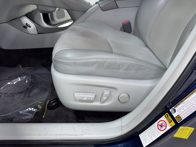 Used 2014 Toyota Prius Four FWD image 4