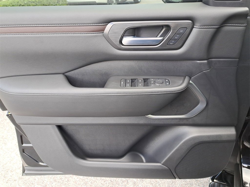 New 2026 Nissan Armada Platinum Reserve image 23