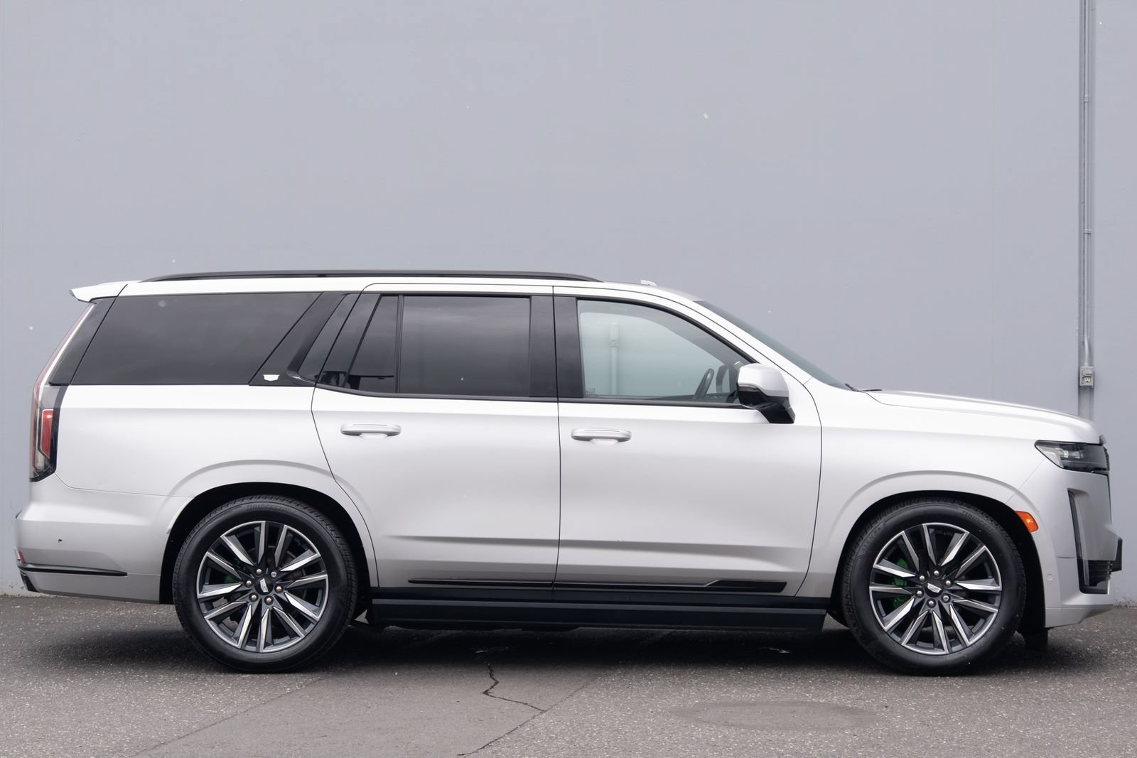 Used 2022 Cadillac Escalade Sport Platinum AWD/4WD image 32