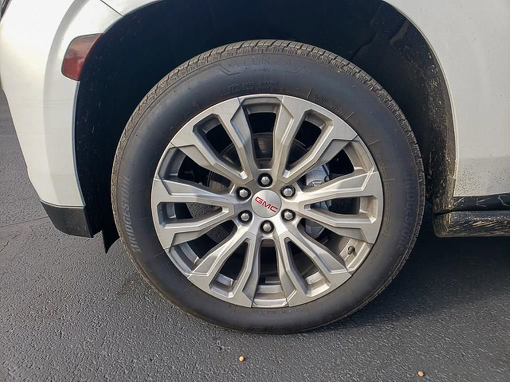 Used 2023 GMC Yukon Denali image 35