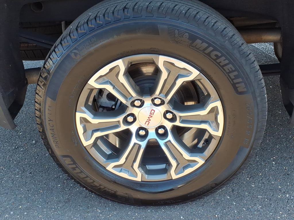 Certified 2022 GMC Sierra 1500 SLT w/ SLT Convenience Package image 9