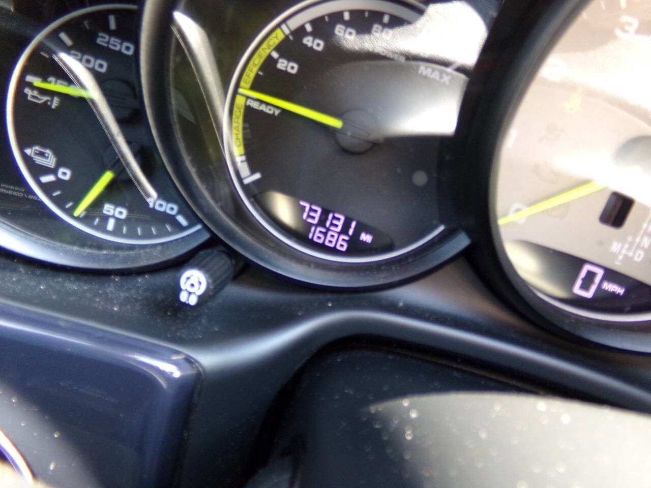 Used 2014 Porsche Panamera S image 54