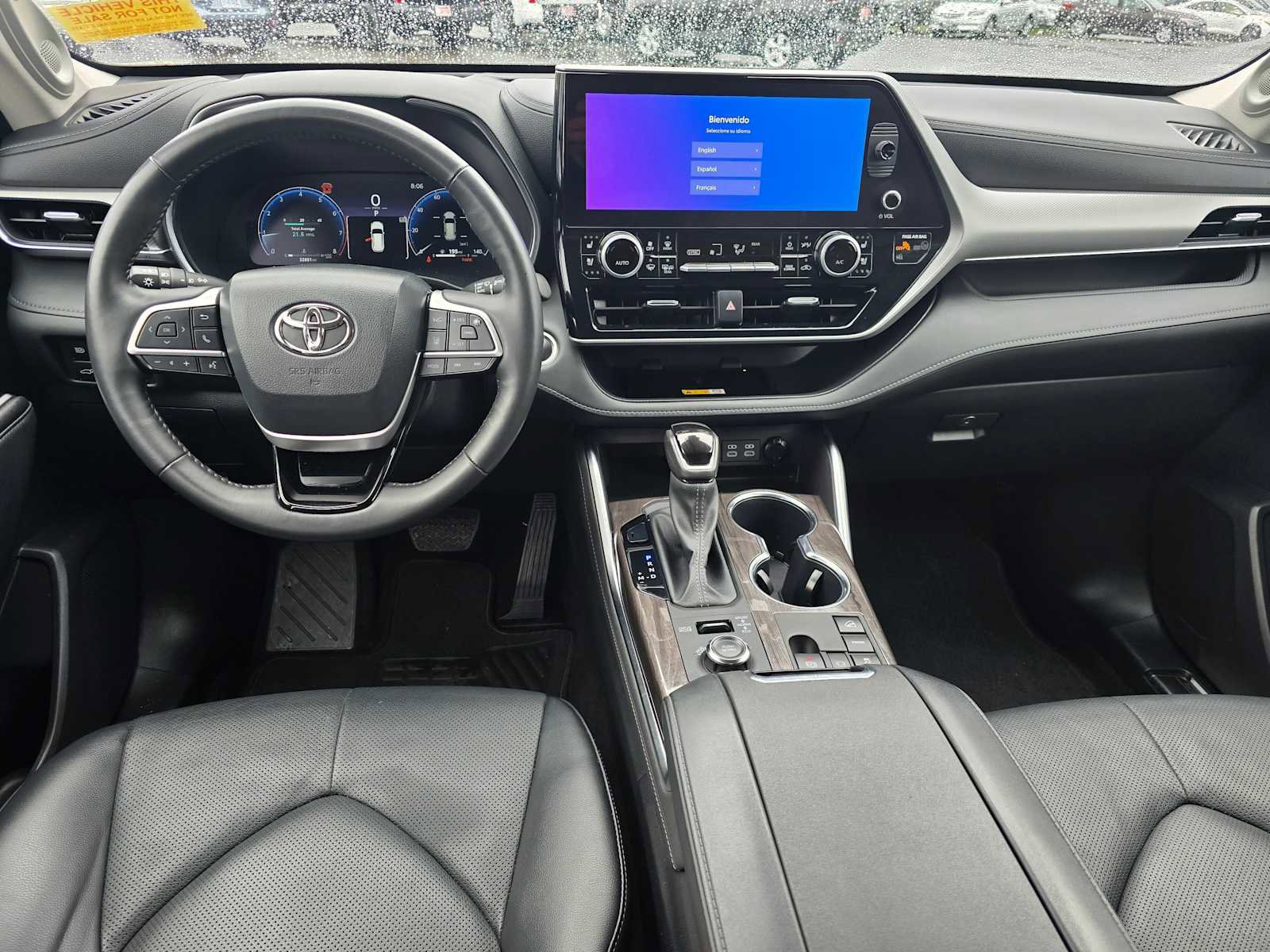 Used 2024 Toyota Highlander Platinum AWD/4WD image 21