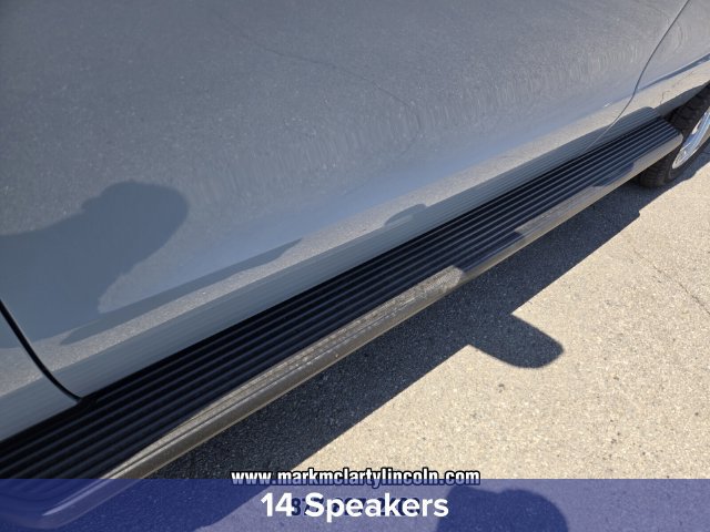 New 2027 Lincoln Navigator Premiere AWD/4WD image 8