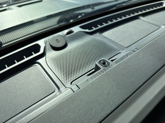 Used 2025 Ford Bronco Raptor AWD/4WD image 33