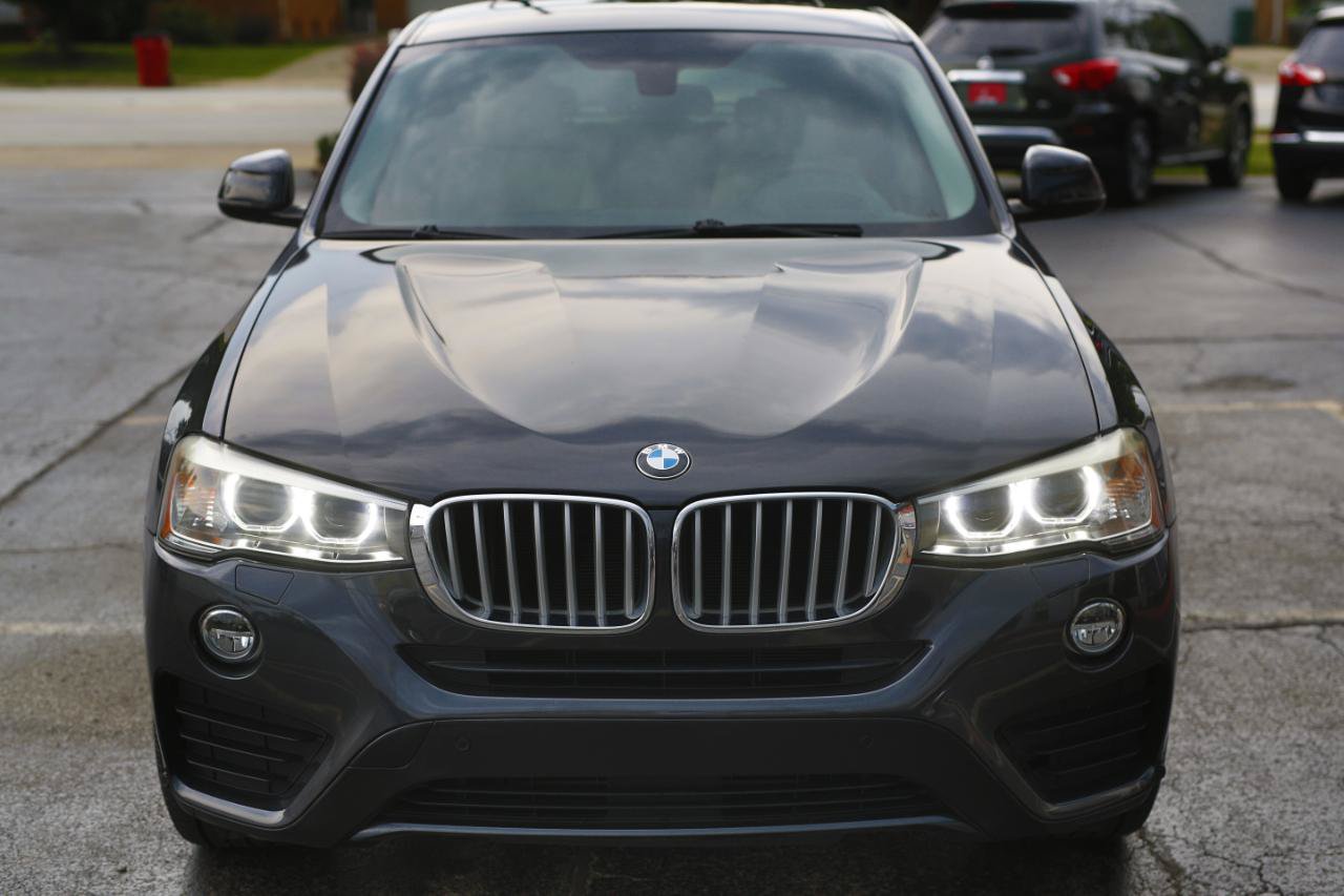 Used 2016 BMW X4 xDrive28i w/ Technology Package AWD/4WD image 2